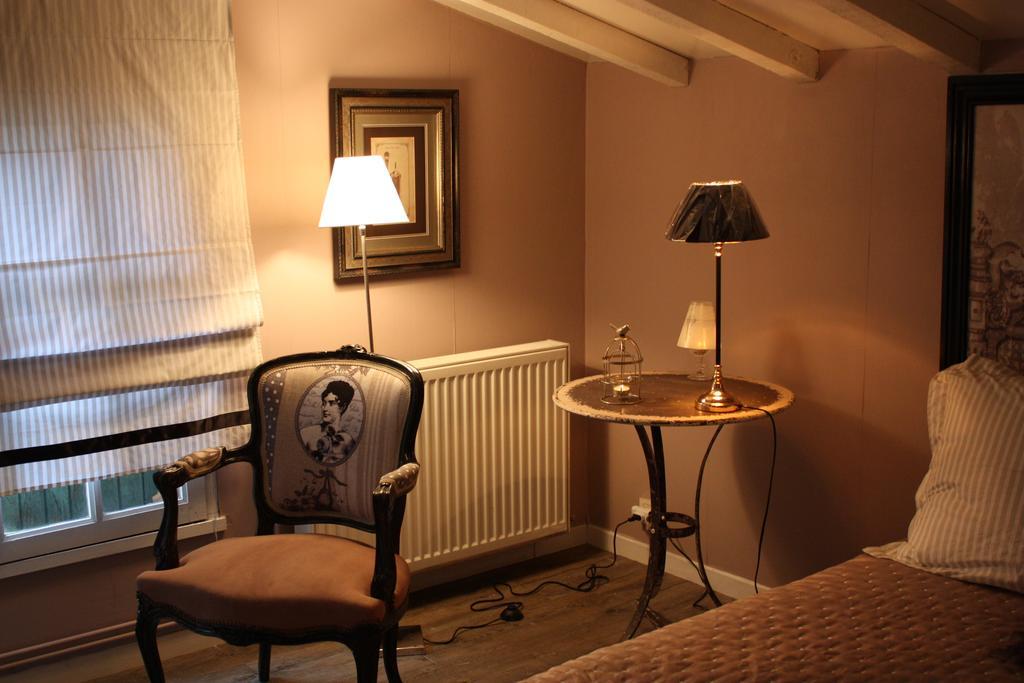 Le Domaine De La Lezardiere B&B Espiet Quarto foto